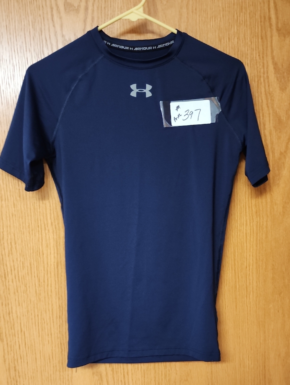 Under Armour Navy Short Sleeve Compression Top mens M number 397